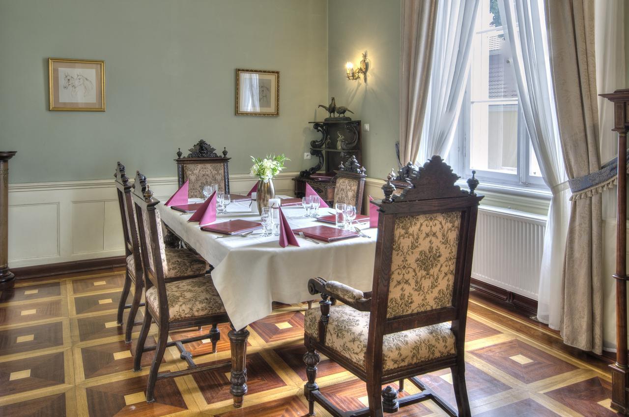 Palac Racot Kościan Exterior foto